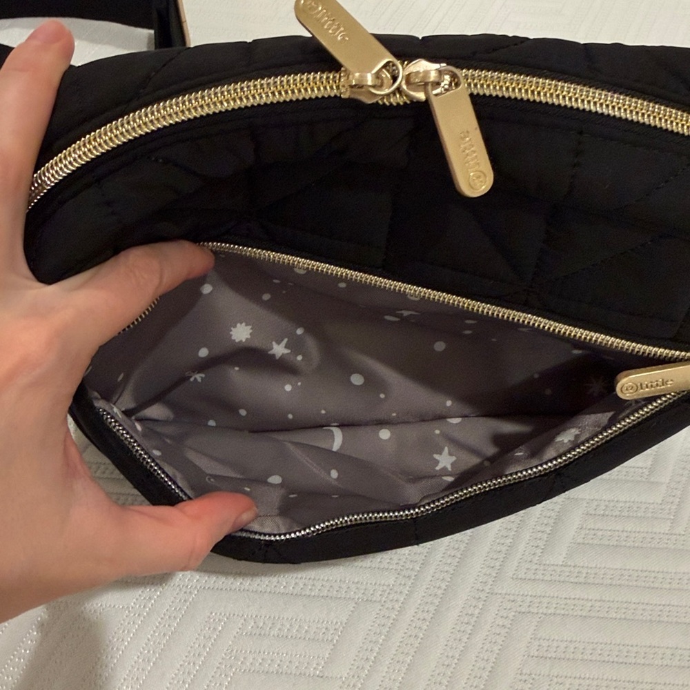 Twelve little diaper bag clutch/crossbody - Picture 4 of 6